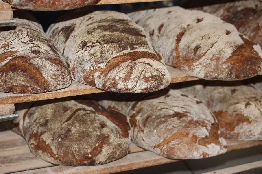 Läckert bröd i de bästa bagerierna i Minato.